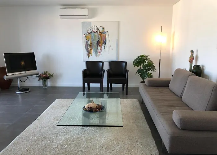 Erik Lejlighed Nazaré